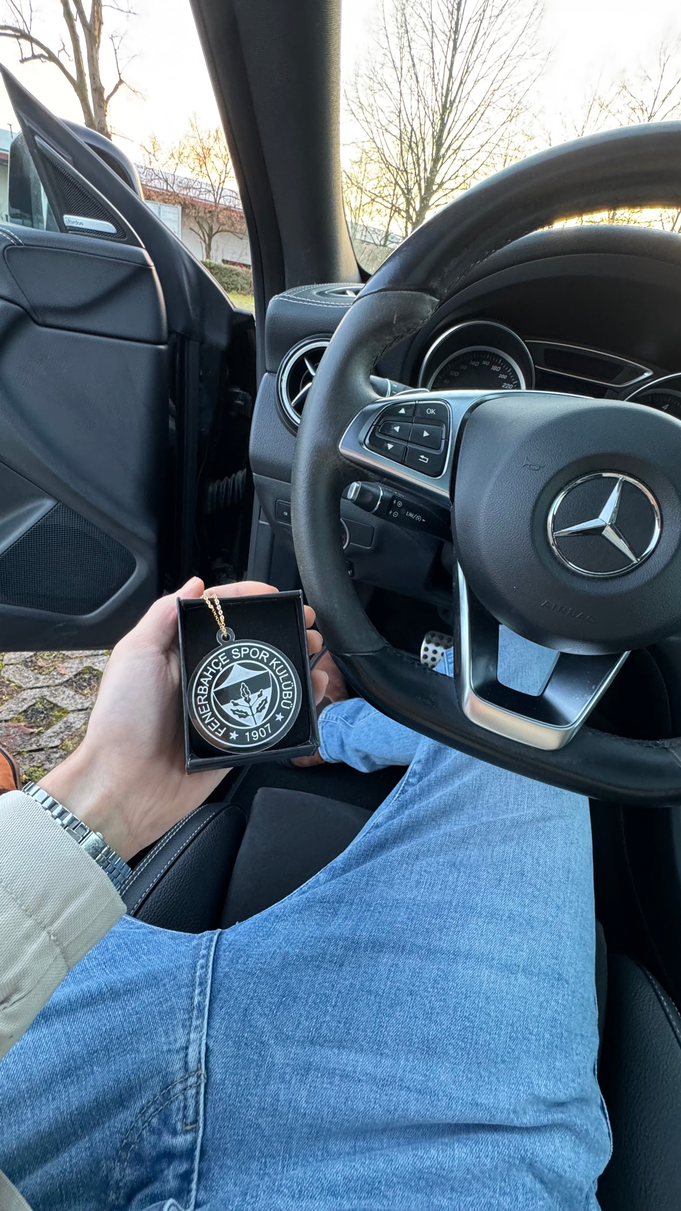 Auto Anhänger Acryl Mannschaften