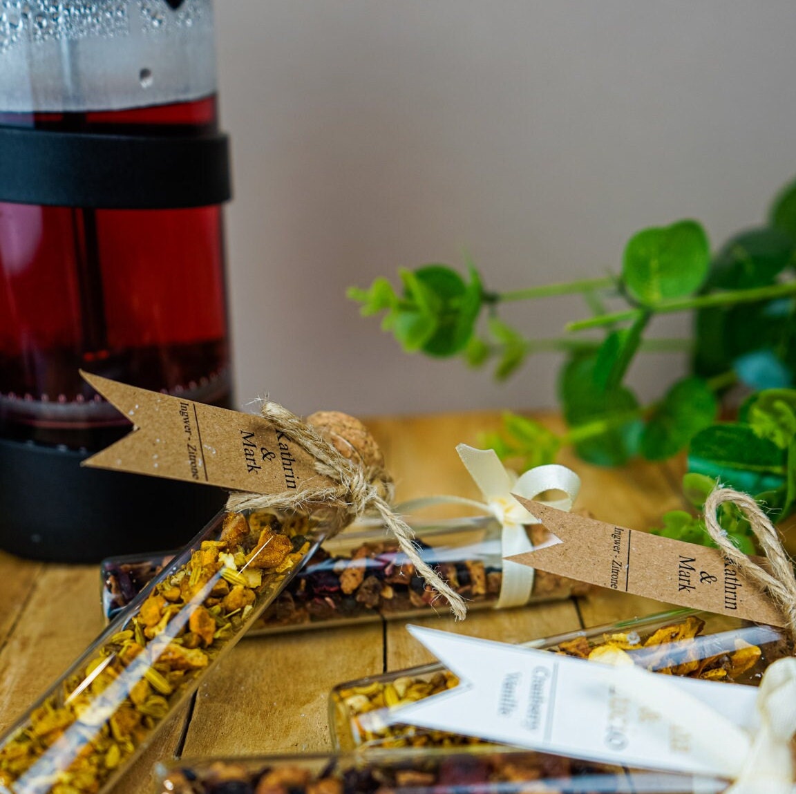 Kräutertee als Gastgeschenk