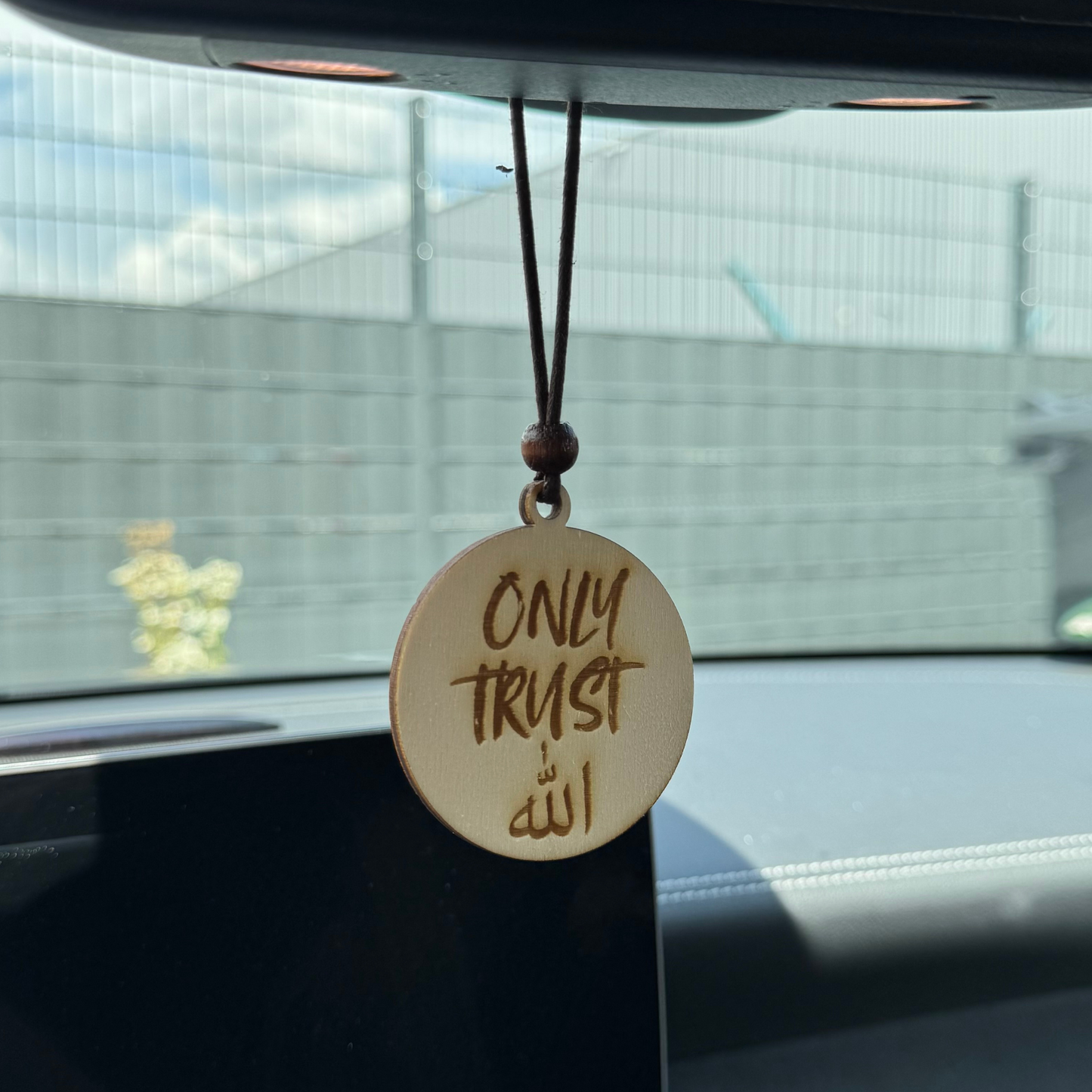 Pendentif de voiture Faites confiance à Allah